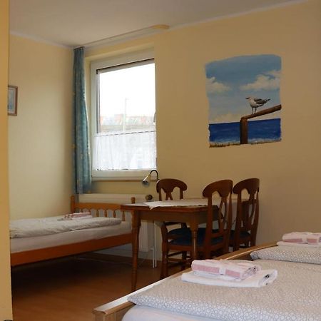 Logia Hotel Garni Neuharlingersiel Ngoại thất bức ảnh